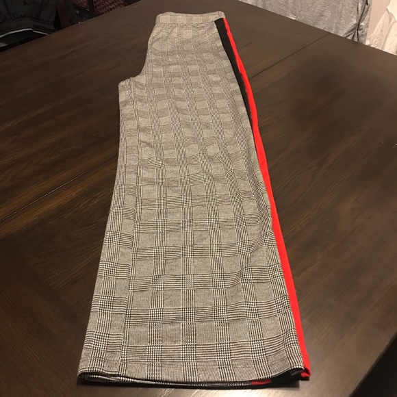 Forever 21 Cropped pants - Picture 2 of 5